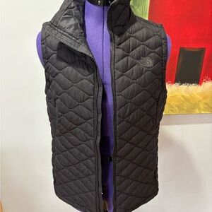 The North Face Women’s Black Quilted Vest